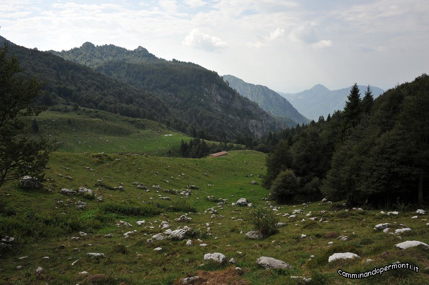 071 Periplo e vetta Monte Alben la Croce.JPG